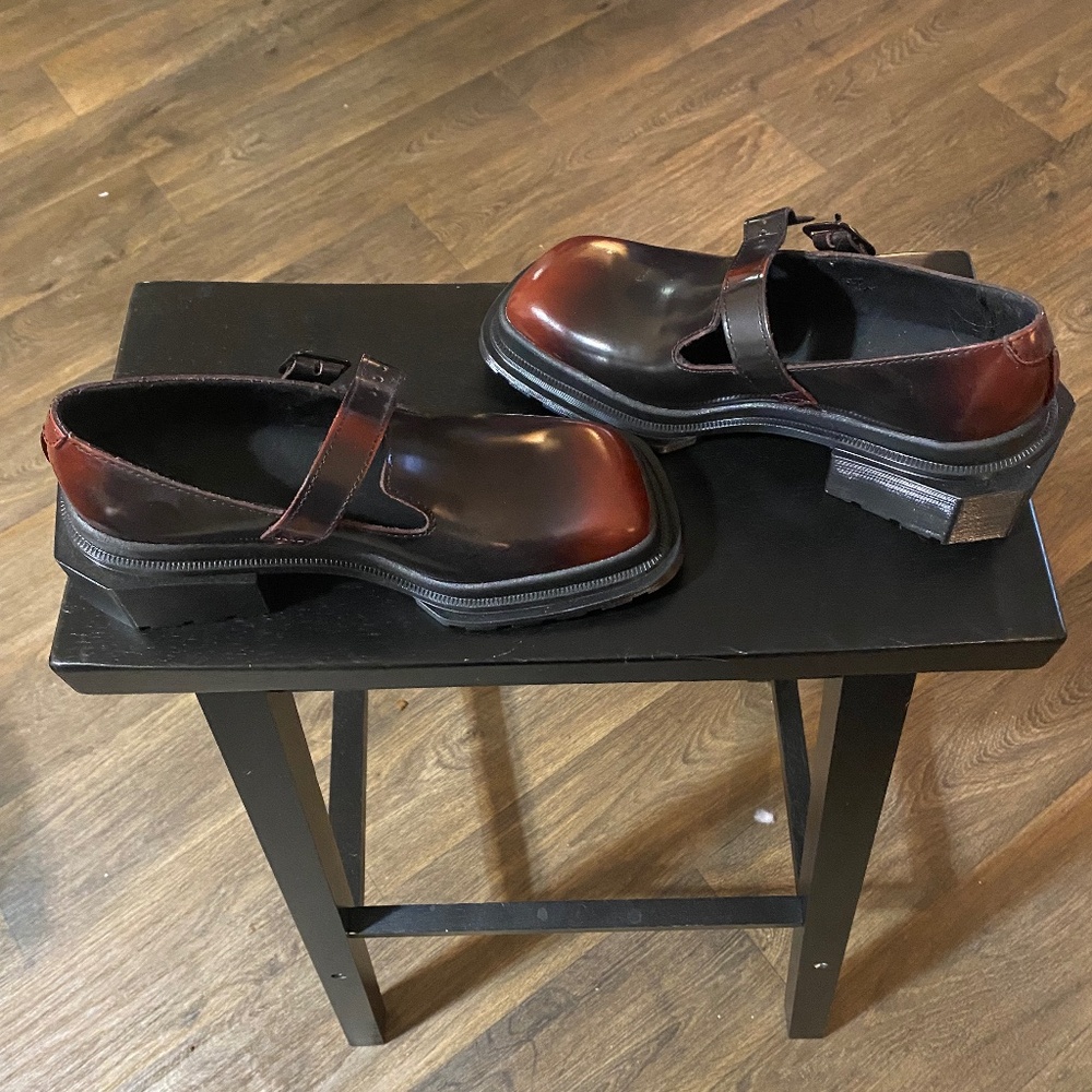 Never worn - Dr Martens Maybole Maryjane size 7
